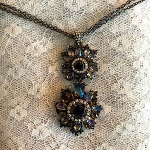 NWT double pendant crystal style necklace